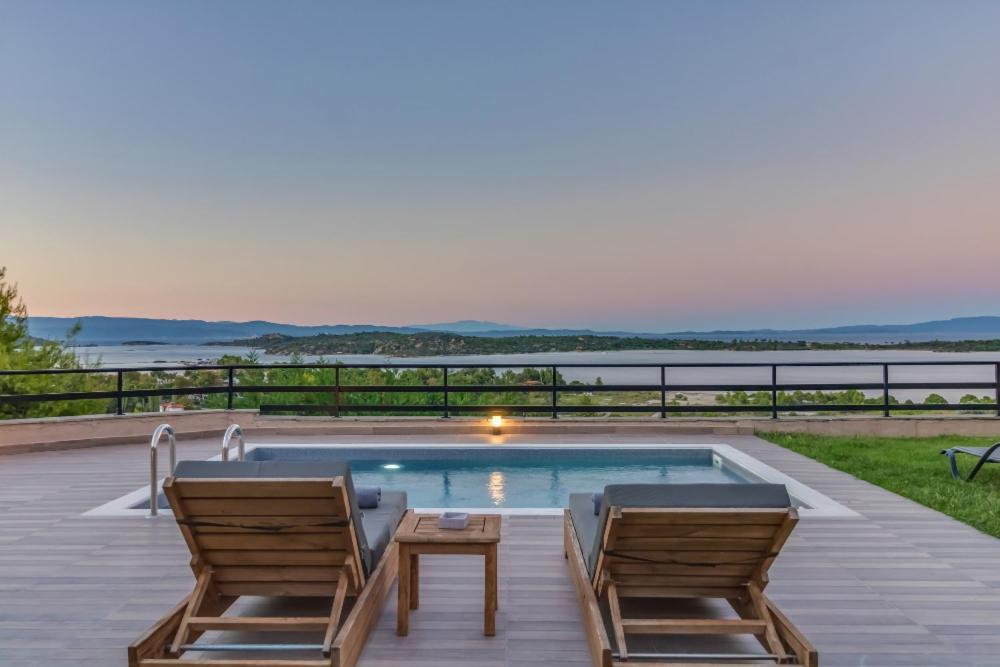 Seaview Villas Βουρβουρού Εξωτερικό φωτογραφία
